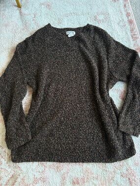 Van Heusen women’s vintage brown v-neck sweater
